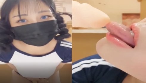 白嫩大奶妹子BB都被哥哥操黑了，还不够满足直播自慰！