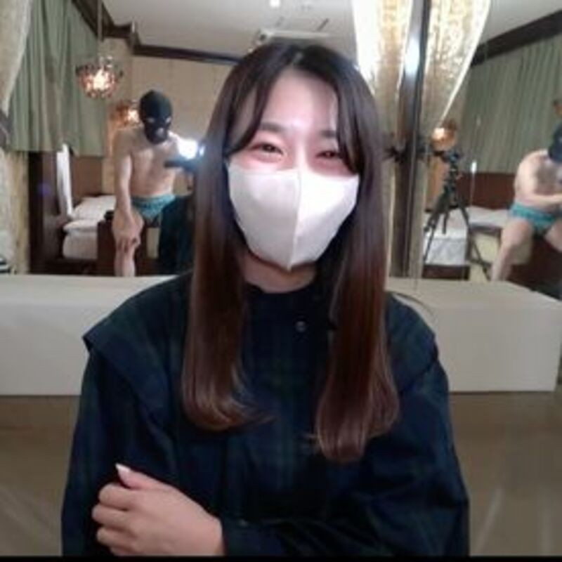 FC精品无码PPV_仲良しになる前の初作品内から溢れ出る我慢できない雌匂に大興奮