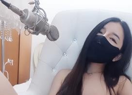 长乳头口罩妹子全裸自慰秀